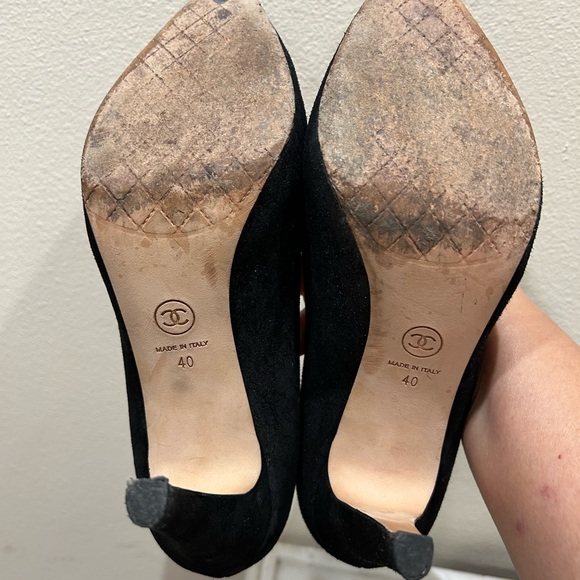 Chanel Heels - Picture 4 of 8